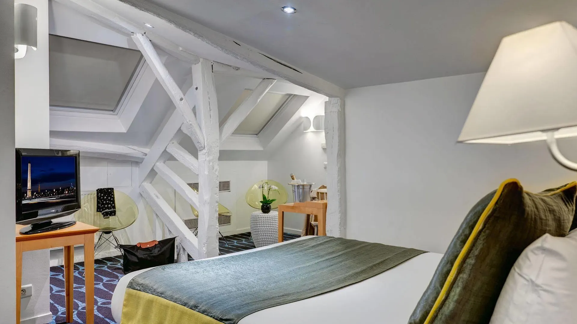 Hotel Lorette - Astotel Paris